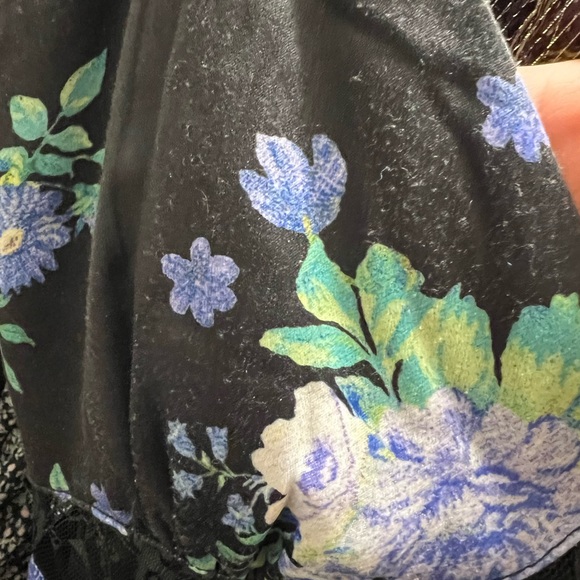 WeWoreWhat Floral Midi dress - Picture 6 of 7